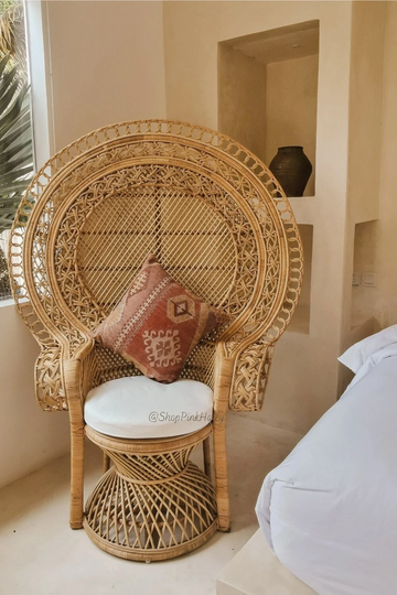 The Laguna Rattan Deluxe Peacock Chair. in Stock
