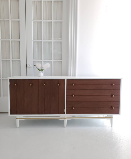 Sold##beautiful Mid Century Dresser Credenza, Walnut Dresser, Scandinavian Sideboard, White & Wood Nj Nyc