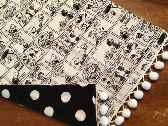 Fall Table Runner Charlie Brown Tablerunner Snoopy Autumn Runner Peanut Gang Black & White Snoopy