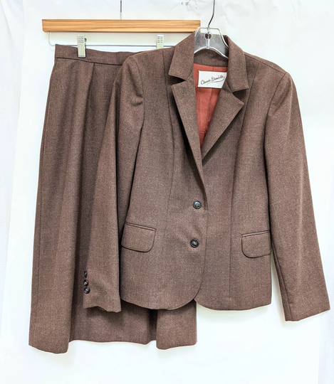 Vintage Women's Brown Wool Skirt Suit. Claude Danielle. Size 5/6. 2 Button Blazer With Pencil Skirt. Fully Lined Made in Usa