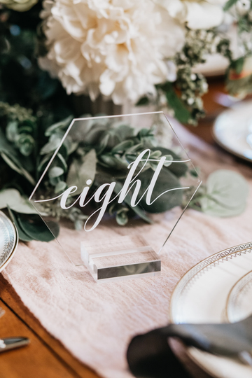 Hexagon Acrylic Table Number Signs With Stands, Perspex Modern Calligraphy, Lucite Minimalist Or Clear Glass Look Centerpiece, Hex-Script
