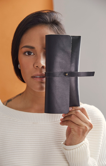 Pencil Case Clutch > Leather Vegetable Tanned Hand Stitched