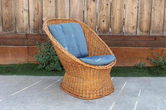 Mid Century Vintage Boho Wicker Lounge Chair