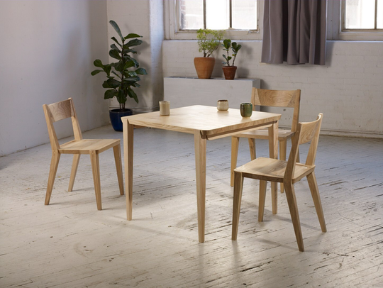 Oslo Breakfast Table