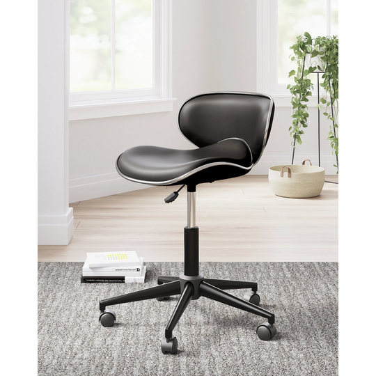 Ashley Furniture Beauenali Home Office Desk Chair - 18"W x 20"D x 31"H