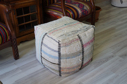 White Colorful Cotton Decorative Modern Handmade Pouf Bean Bag Stool Chair Natural Material Comfortable Outside in Door Useful