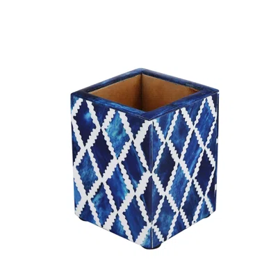 Amiraka Pen Holder