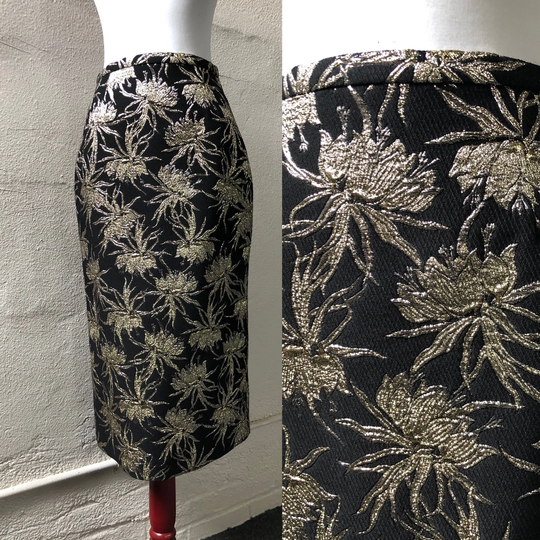 Rochas Paris Black Metallic Gold Floral Print Woven Jacquard Brocade Long Fitted Back Zipper Slit Pencil Skirt Asian Insp Made in Italy S M