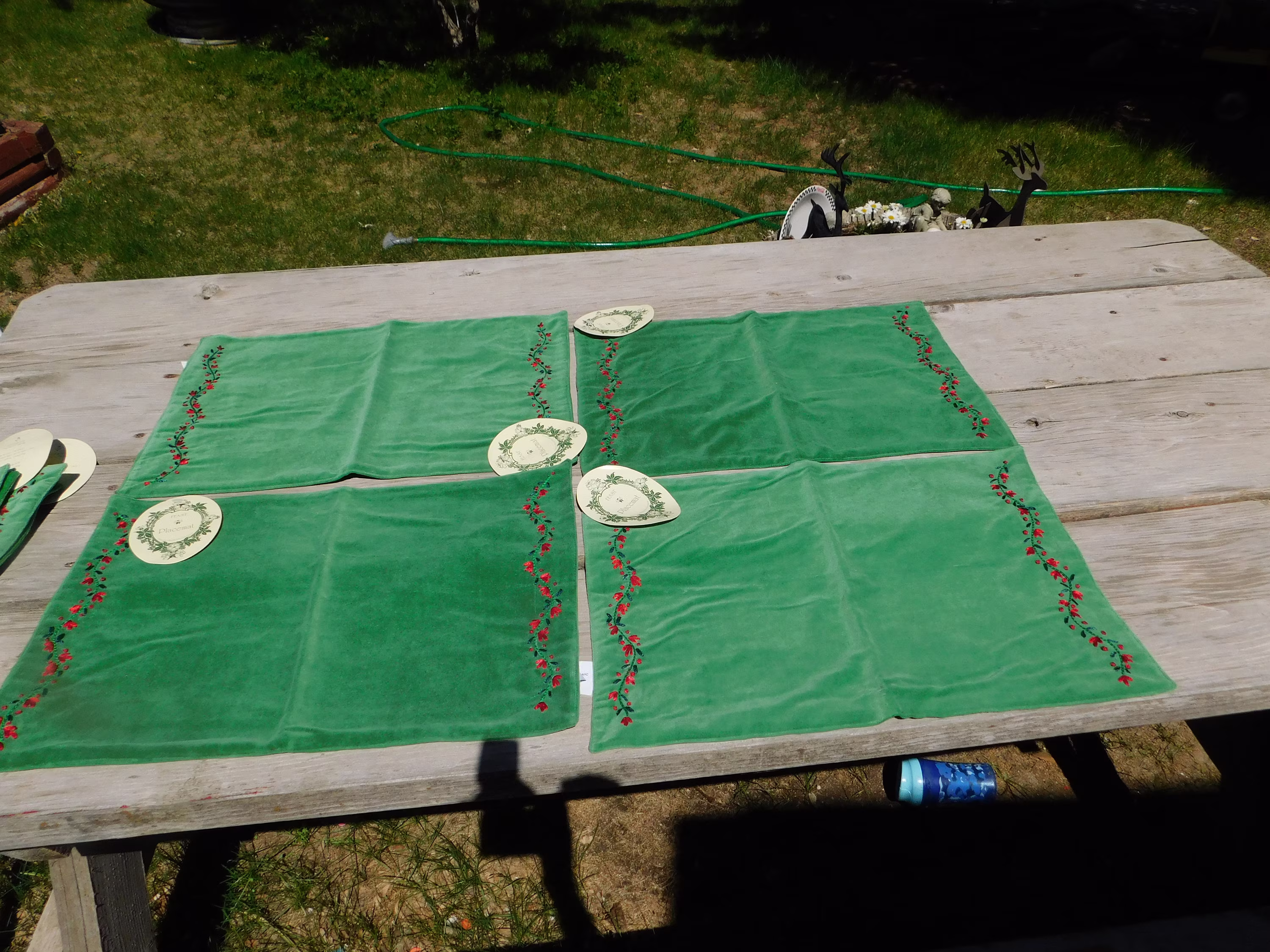 Vtg Set Of 4 Cotton Green Holly Table Place Matt, Matts, Décor, Kitchen Home Daysgonebytreasures Dc