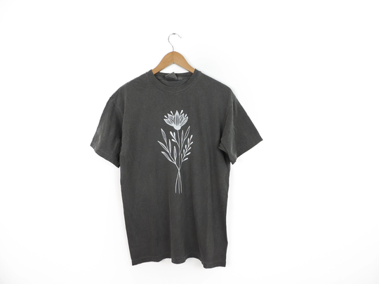 New Big Flower Comfort Colors T-Shirt // Size S-3xl You Pick Color &
