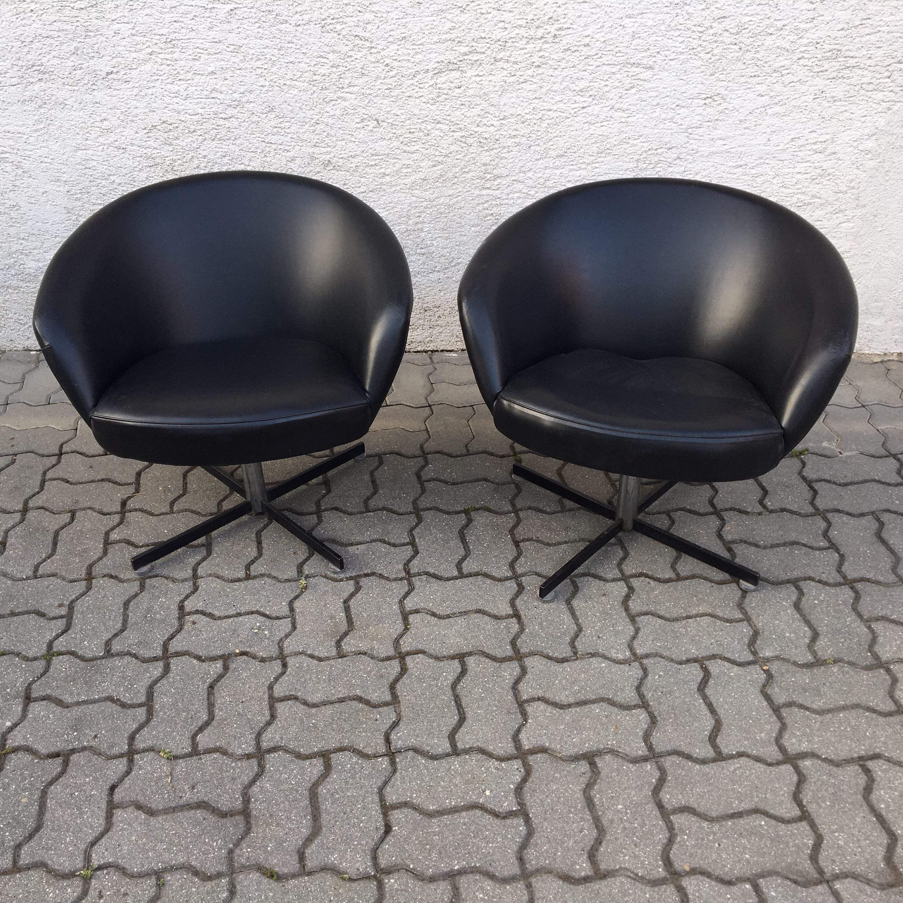 Pair 2Pcs Vintage Swivel Lounge Shell Armchair Chair Mid Century 70S Czechoslovakia