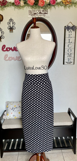 Luisalove30 ~ "Grace" Modest Pencil Skirt, Black White Dots, Liverpool Textured Knit M2M