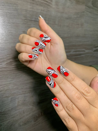 Full Set Nails Abstract Swirls Press On Square Handpainted Nail Art Glue Artifical Red Christmas