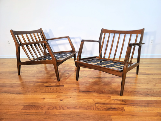 Mid Century Selig Pair Of Wood Lounge Chairs