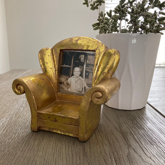Gold Gilt Photo Frame Chair Decor Wedding Valentines Newborn Baby Picture & Gifts