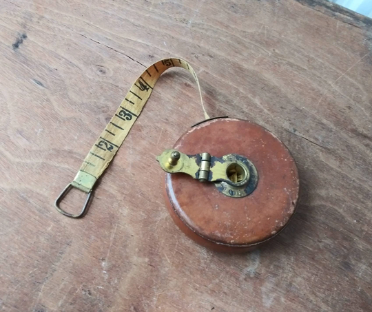 Vintage Caramel Leather Cased Winding Cloth Tape Measure 25 Favorite Trade Mark 30's 40's Measuring Tool Rustic Decor Handyman Gift