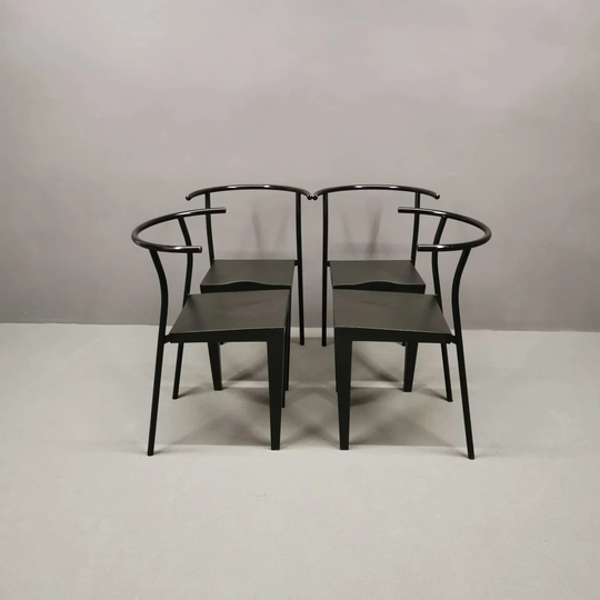 1 Of 4 Chair Dr Glob By Philippe Starck For Kartell Made in Italy 80's, Very Rare Dining
