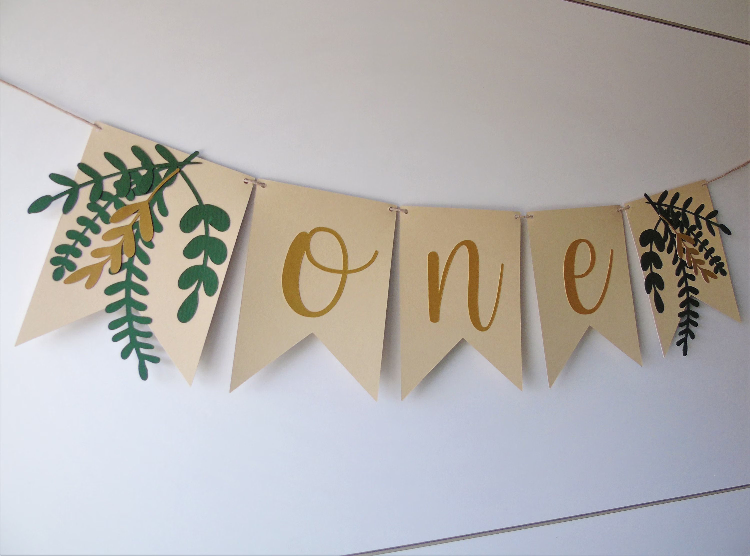 Greenery High Chair Banner, 1st Or 2nd Birthday Party, One Two Highchair Themed Party Decoration, Green & Gold