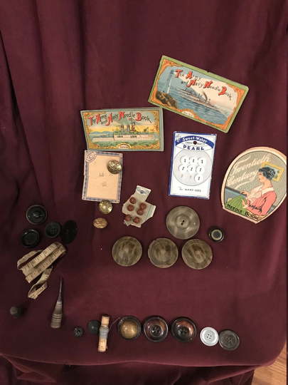 Sewing Lot-Buttons, Thimble, Measuring Tape, Needle Kits | Ffs3034
