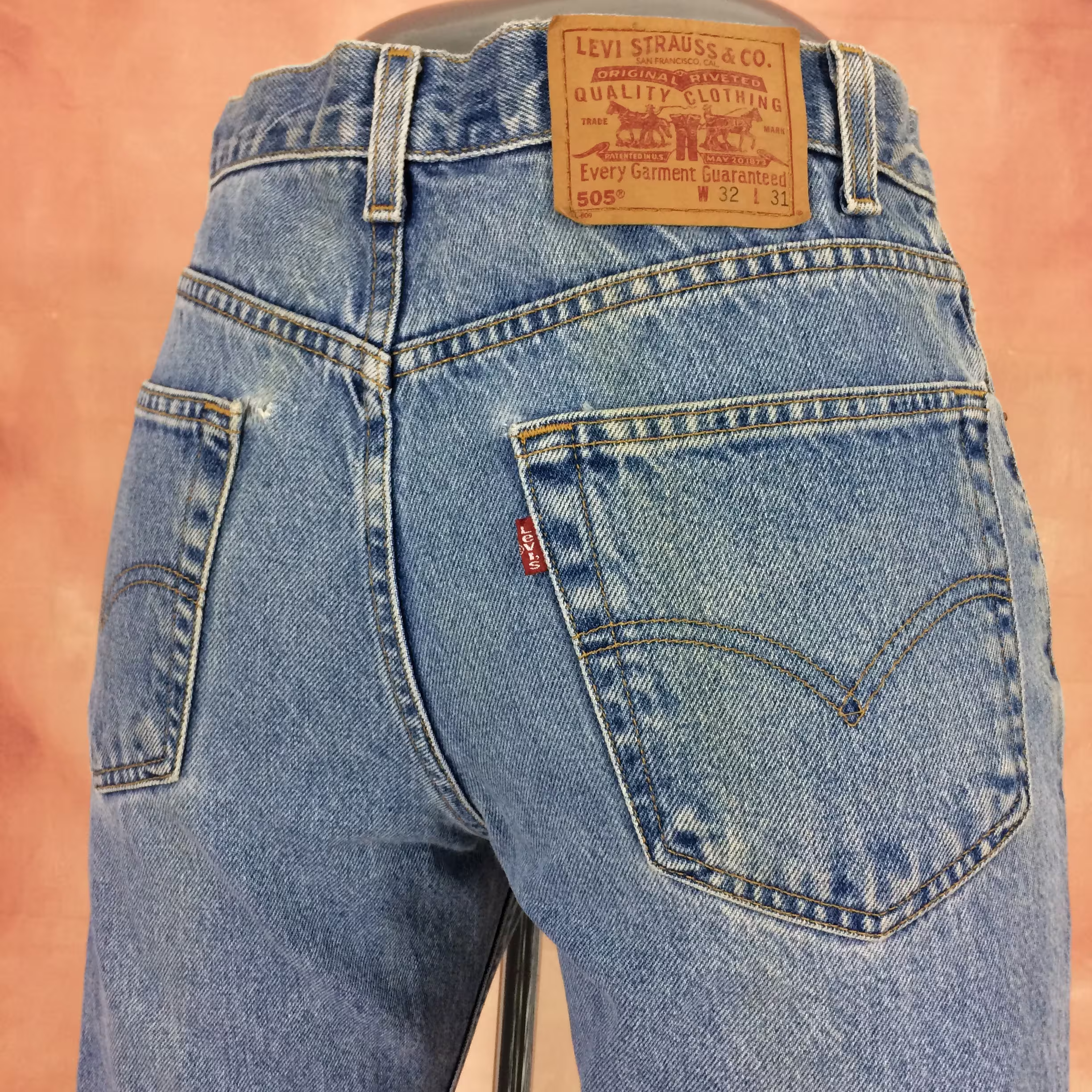 Sz 32 Vintage Levis 505 Women's Jeans W32 L30 High Rise Light Wash Regular Fit Straight Leg Y2K's Mom Boyfriends Made in Mexico