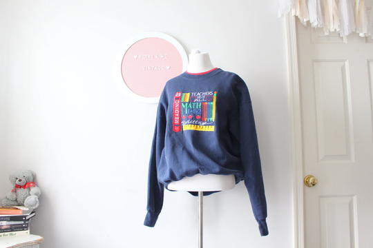 Vintage Teacher Pencil Apple Sweatshirtred. Waynesboro. Retro. Blue. Hippie. 80S. 90S. Mens. Womens. Unisex. Bus. Pens. School. Math