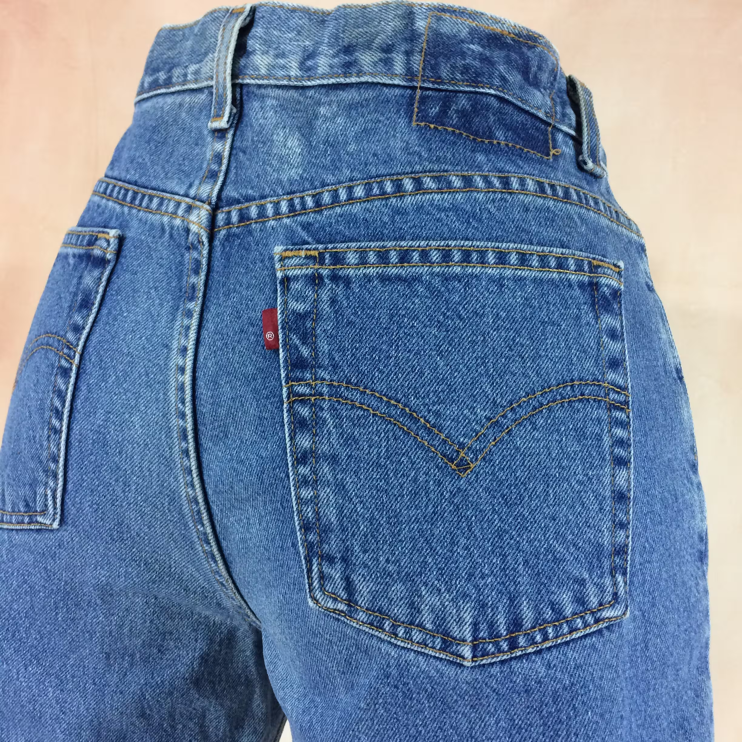 Size 32 Vintage Levis 512 Distressed Light Wash Women's Jeans W32 L30 High Waisted Slim Fit Tapered Leg 90's Classic Mom Waist 32" L