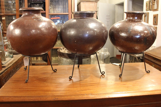 Rustic Urn On Stand, Table Accessory, Living Room Centerpiece, Centerpiece Bowl Stand