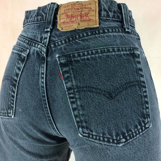 Size 28 Vintage Levis 560 Distressed Women's Jeans High Waisted Black Wash Loose Fit Tapered Leg 90's Classic Mom Made in Usa
