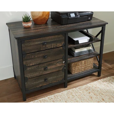 Kusilvak 4 - Drawer Credenza