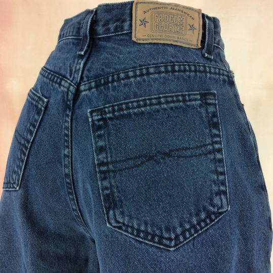 Size 26 Vintage Faded Glory Women's Jeans High Waisted Tiny Small Waist 26x31 Relaxed Fit Tapered Leg 90S Mom Made in Usa
