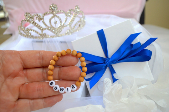 Boys Baby Bracelet, Personalized Wood Beaded Shower Gift, Newborn Toddler Twin Big Brother Lil Bro