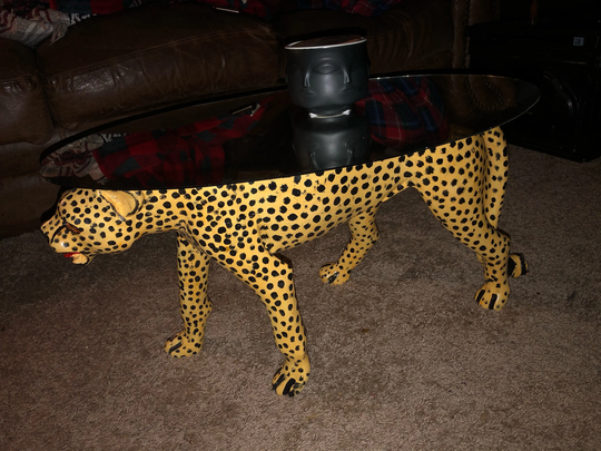 Table Cheetah Leopard Walking Original Kamba Art Kenya Africa Sculpture Cat 1Pc Jacaranda Shelf Hallway Yellow Blk Teak Home Rosewood