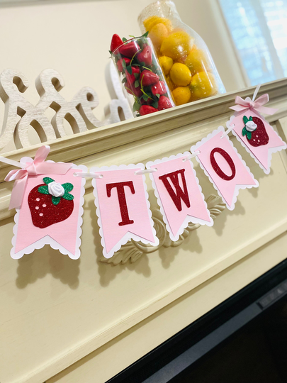 strawberry High Chair Banner, Two Sweet Birthday Decorations, 2nd Birthday, Berry Girl First