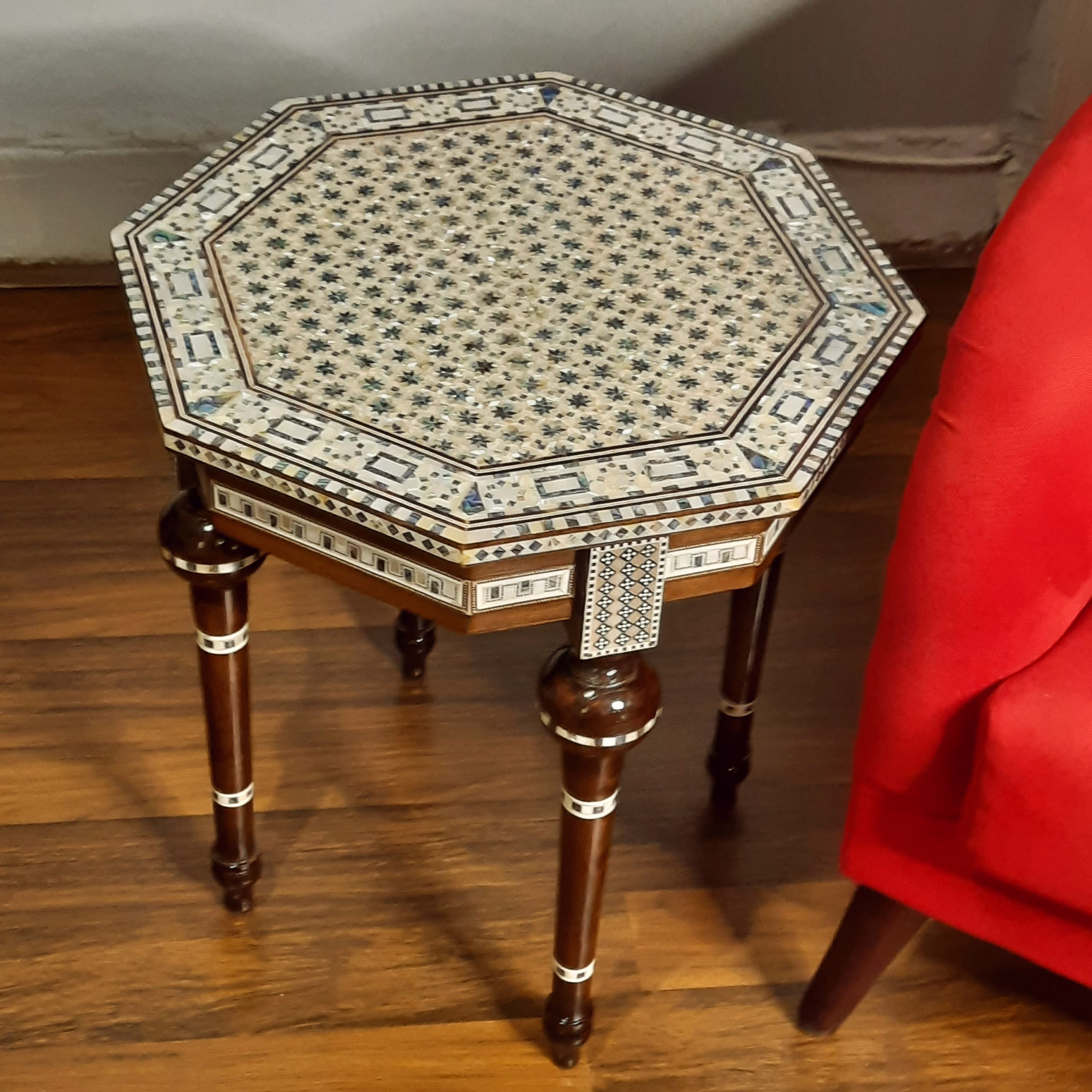 Handmade Furniture Coffee Side Table With Exquisite Mother Of Pearl Inlay/Wooden Hexagon Mosaic Entryway Side Moroccan Table