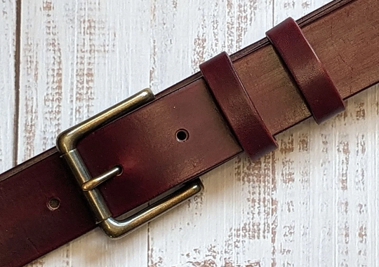 Custom Engraved Handmade Leather Belt With Name & Initials Personalized Gifts For Him 1-1/2" Chestnut