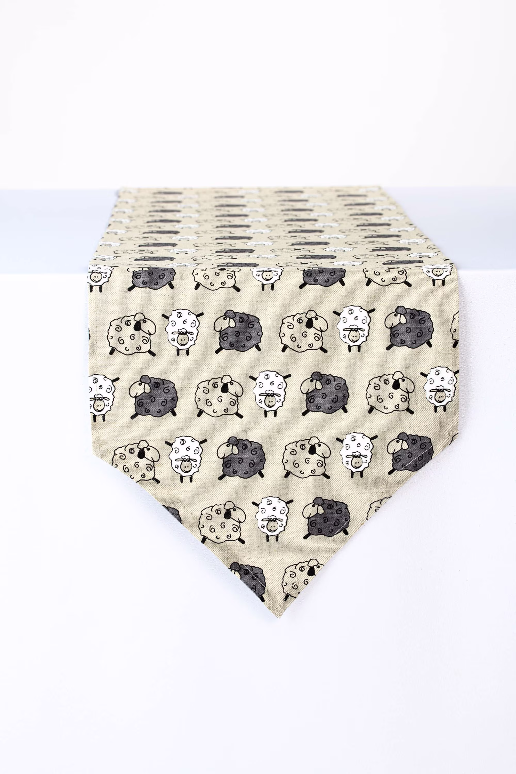 Table Runner With Sheep, Sheep Print Décor, Country Table Linen, Kitchen Decoration, Gift For Ewe Fan, Idea Shepherd