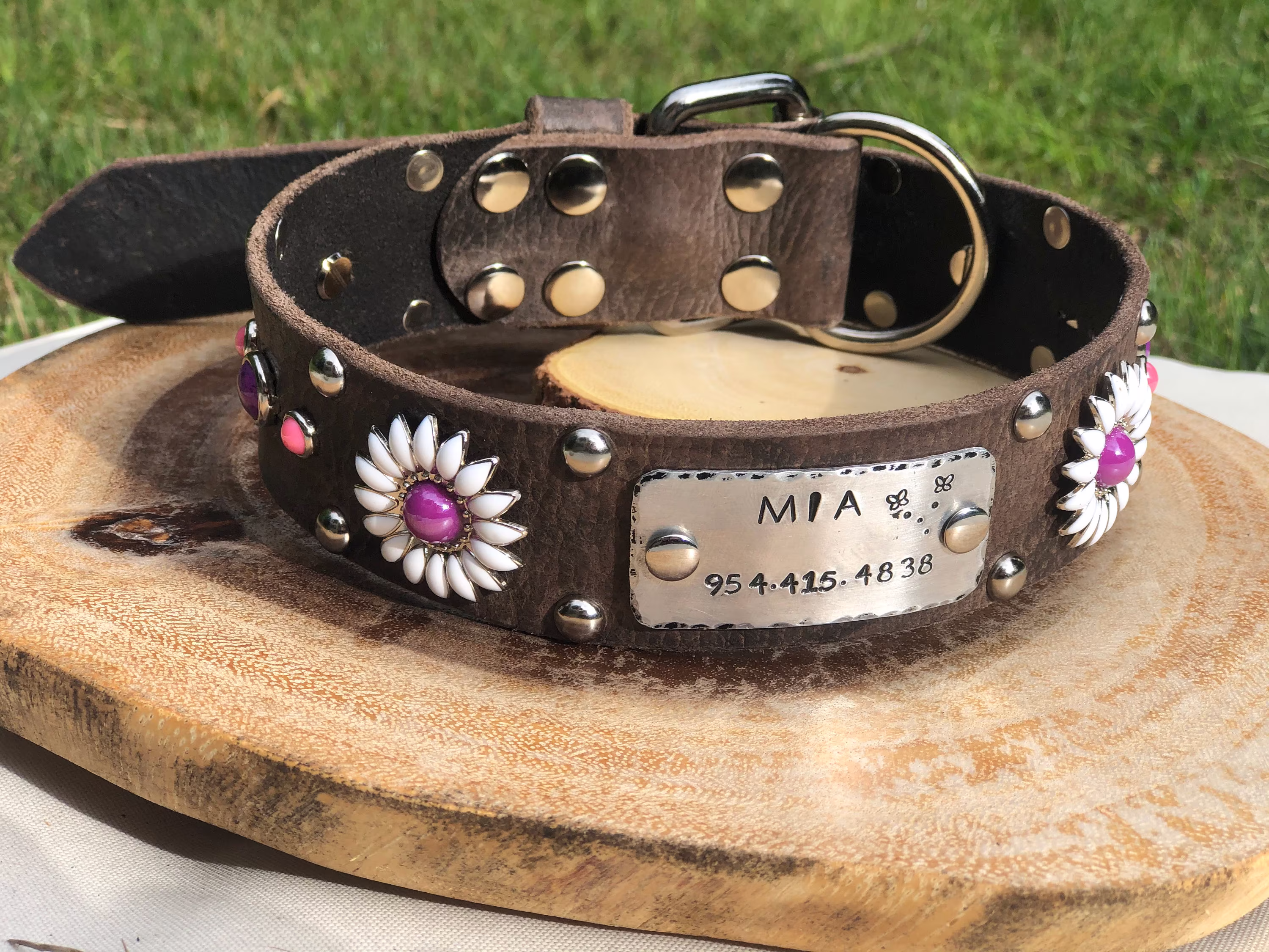 Premade Daisy Girly Leather Dark Brown Dog Collar, Personalized Nickel Stamped Nameplate in Purple & Pink Flower, 1.5" X 22" For Large