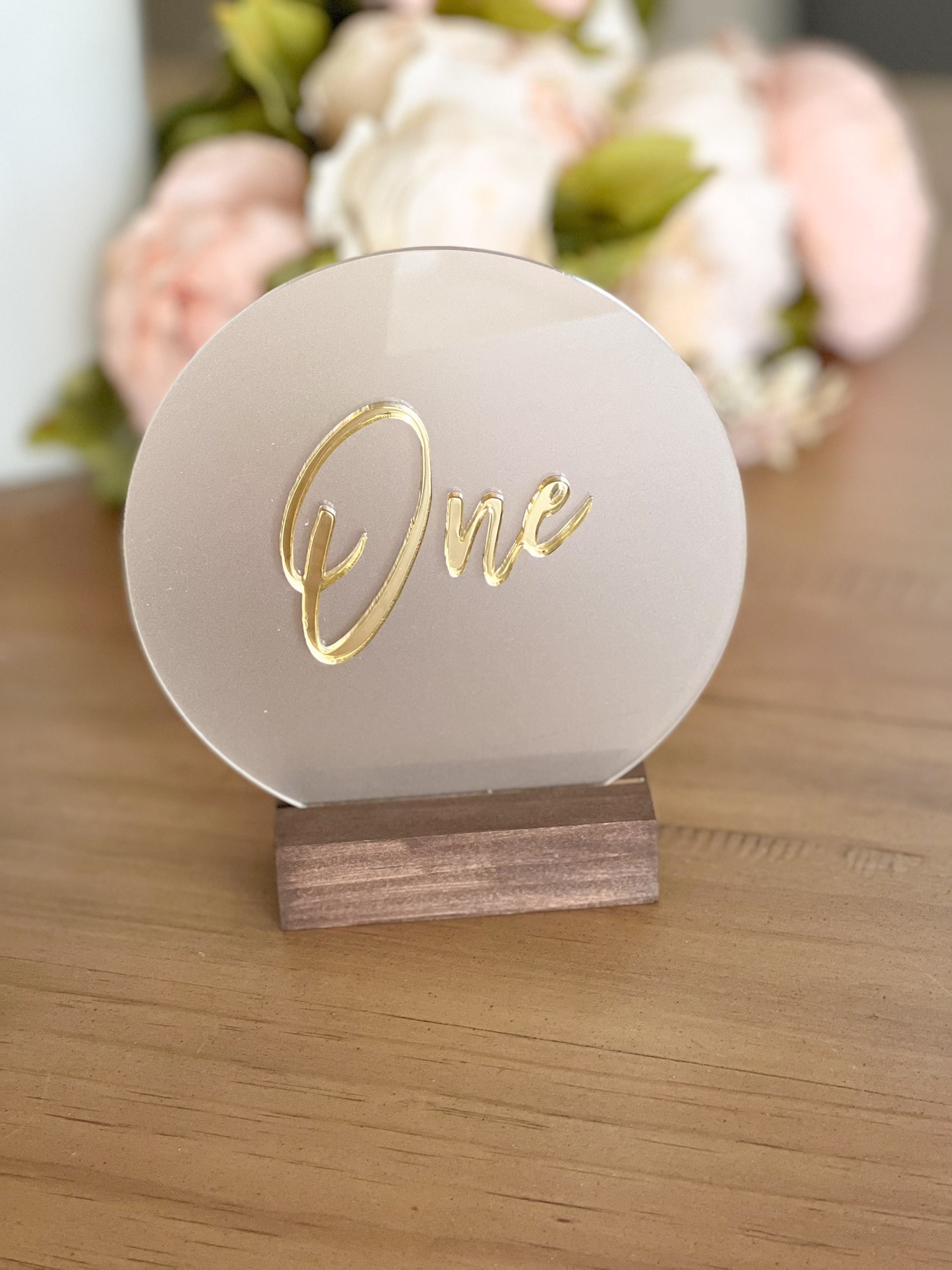 Gold Mirror Round Acrylic Table Number | Modern Wedding Table Number Signs-Tn2
