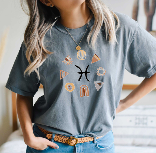 Comfort Colors Zodiac Sign Shirt, Pisces Top, T-Shirt, Comfy Oversized Boho Shirt