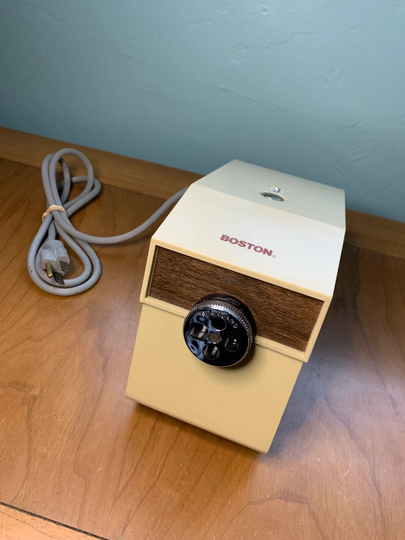 Vintage Industrial Boston Electric Pencil Sharpener Model 41 Cream/Faux Woodgrain Tested & Working