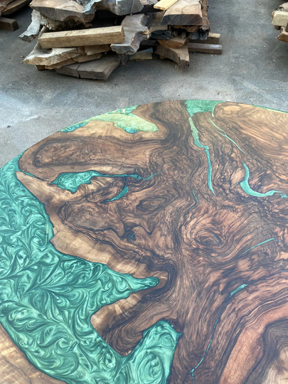 Round Dining Table, Custom 60" Diameter Walnut Wood Emerald Green Epoxy Vorder For Lai
