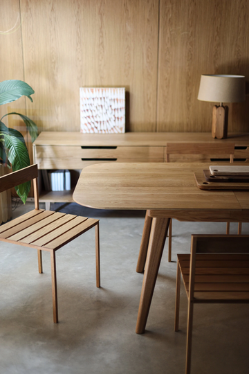Dining Table in Solid Oak Modern Mid Century Scandinavian