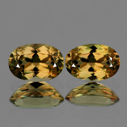 Natural Color Change Garnet, 6x4 Mm, Oval, 2 Pieces, Flawless-Vvs Clarity, Faceted Cut, Earthly Mined Loose Gemstone For Jewelry