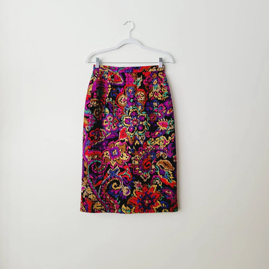 Vintage Louis Féraud Quilted Floral Pencil Skirt. French Designer Couture Colorful Patterned Luxury Textured Statement Skirt
