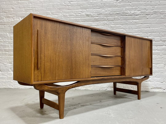 Sculptural Mid Century Modern Styled Credenza/Media Stand Sideboard