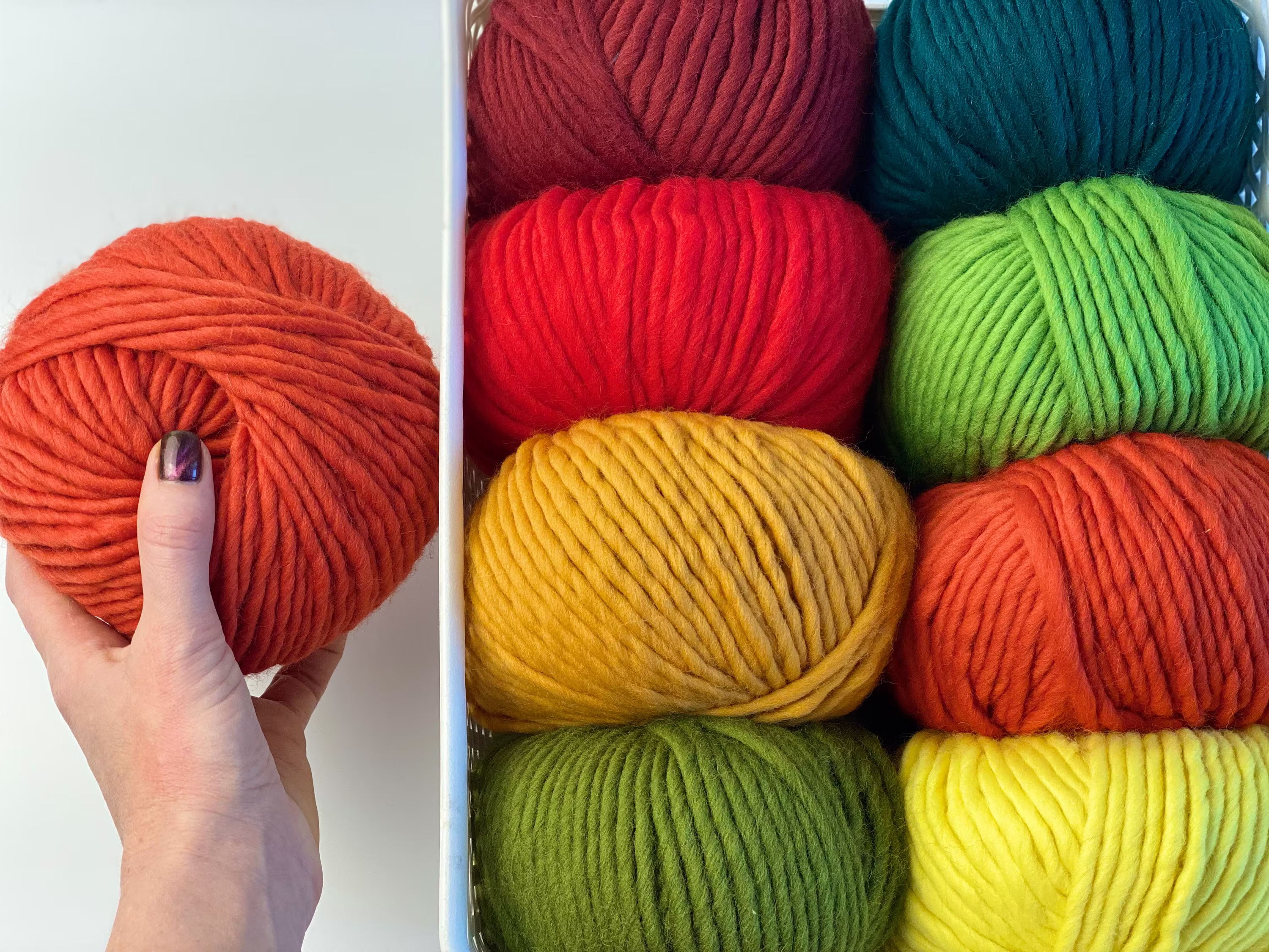 Super Chunky Yarn Merino Wool 200G/80M - Bulky Single Ply Thick Pencil Roving