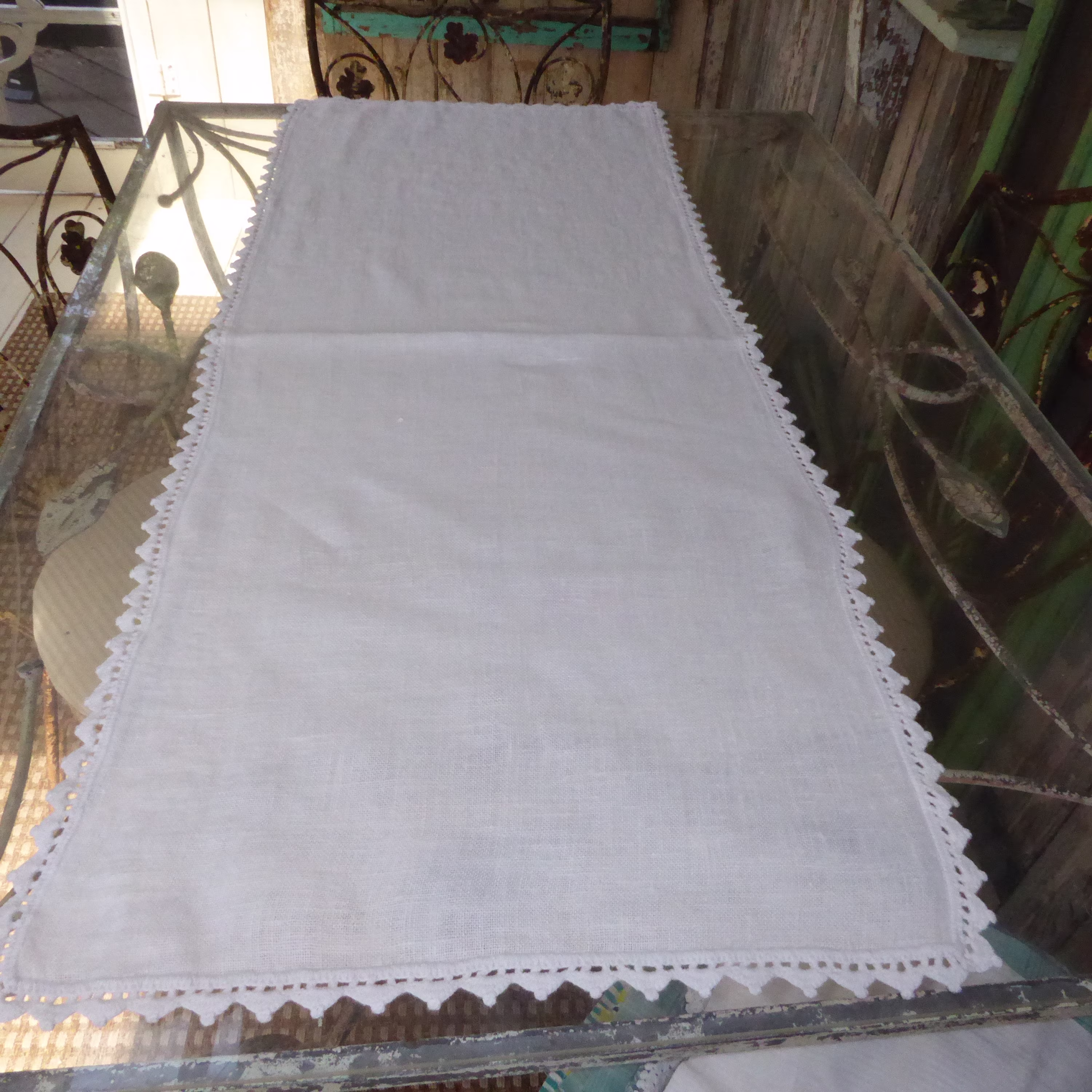 Vintage Medium Weight Linen Table Runner W/Crocheted Edge Handmade 1950/60S