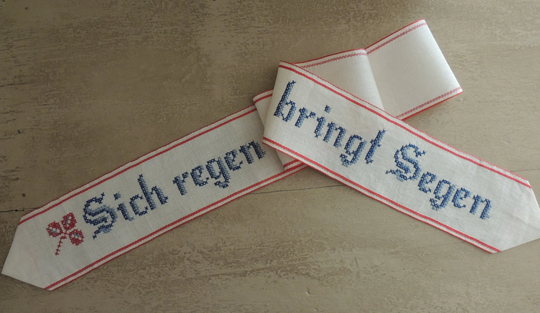 Linen Table Runner "Sich Regen Bringt Segen" Rain Brings Blessings Hand-Made Banner Or Runner 4" By 59" Spring Tabletop Decor