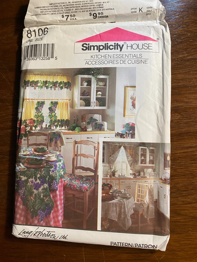 Chair Pads Covers, Appliance Curtains, Aprons, Table Cloth Home Decorating Sewing Patterns Simplicity #8106 Pattern | Uncut - 1992