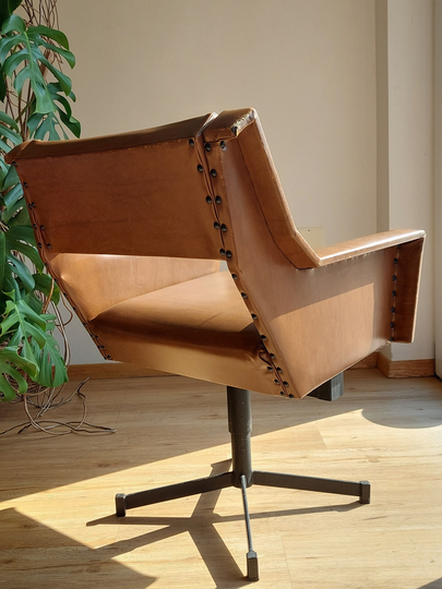 Vintage Swivel Armrest Chair/Vintage Lounge Armchair/Mcm Armchair/ Mcm Interier /Mcm Home/ Model Avala/Javor Pivka 1970's